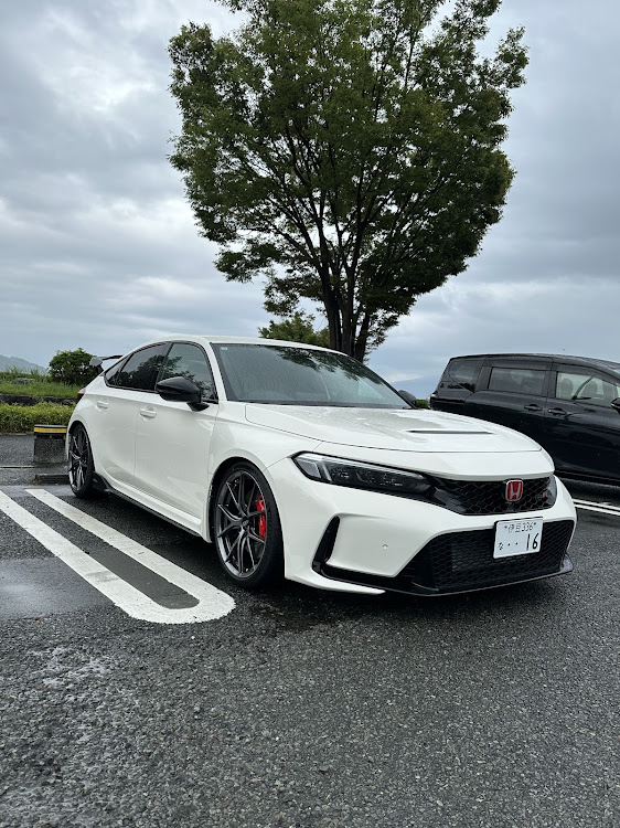 シビックタイプRの朝から…・スターバックス・富士山と愛車・FL5タイプRに関するカスタム事例の投稿画像2枚目