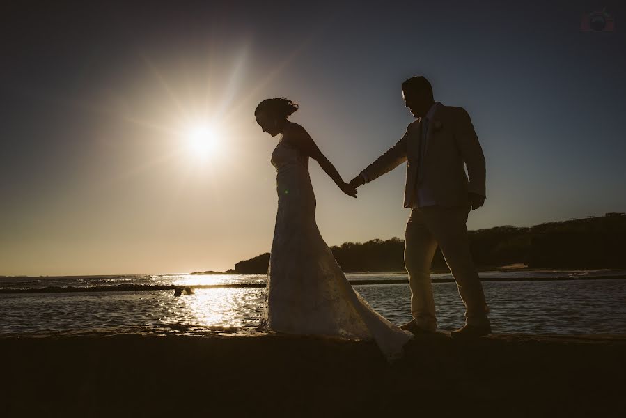 Fotografo di matrimoni Kareline García (karelinegarcia). Foto del 18 marzo 2016