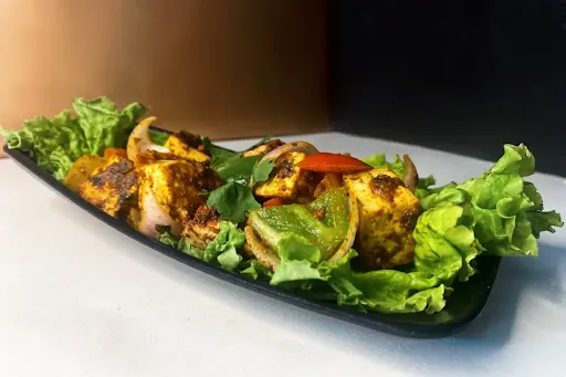 Paneer Tikka Salad