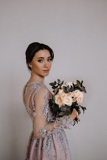 शादी का फोटोग्राफर Alina Izmaylova (alina0112)। मार्च 25 2019 का फोटो