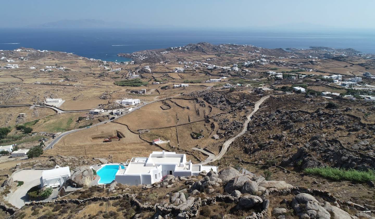 Villa with garden and terrace Mikonos