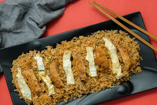 Fiery Thai Shrimp Fried Rice With Tender Chicken