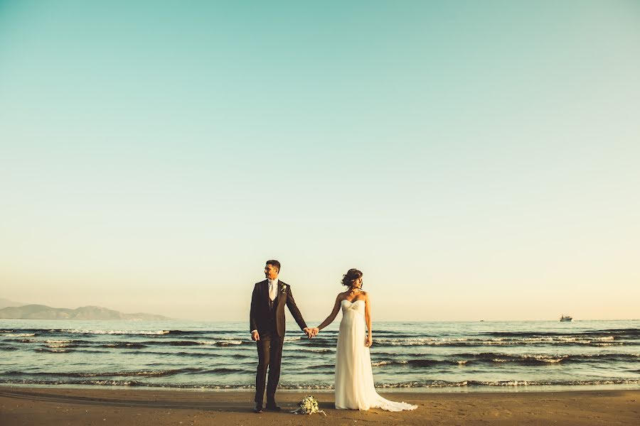 Fotógrafo de casamento Luigi Renzi (luigirenzi2). Foto de 29 de junho 2015