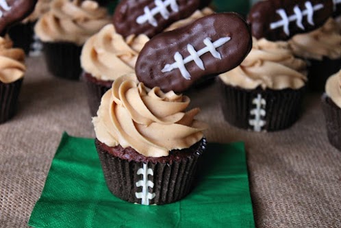 Nutter Butter Football Cupcakes