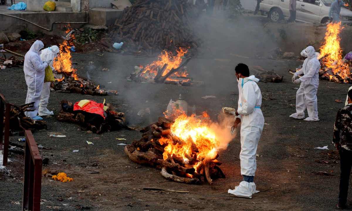 PHÁO HOA VÀ COVID 