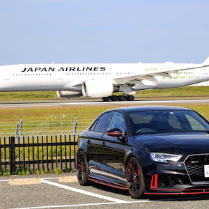 RS3 セダン