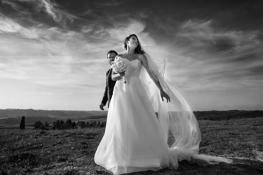 Photographe de mariage Marco Marchetti (controluce). Photo du 19 novembre 2016