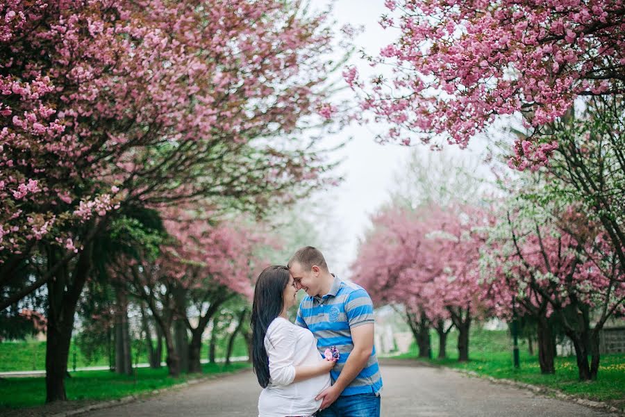 Wedding photographer Marta Bondaruková (marta55). Photo of 10 April 2016