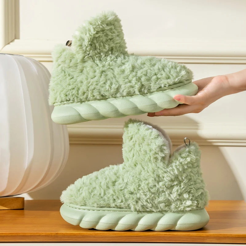 Pantoufles d'hiver imperméables à talons, pour la maison et l'extérieur. Mignonnes, aides hautes, en coton. Confort et chaleur assurés.