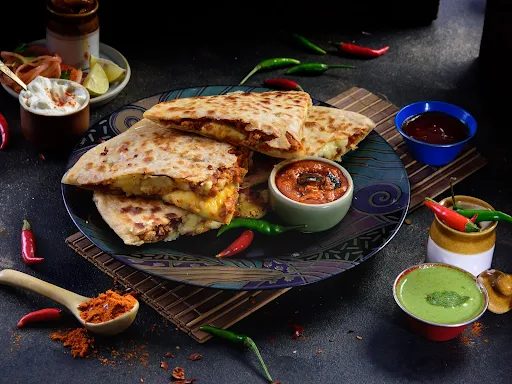 Tandoori Chicken Cheese Paratha