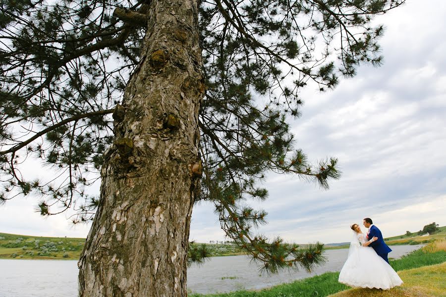 Fotógrafo de casamento Sergiu Cotruta (serko). Foto de 13 de agosto 2018