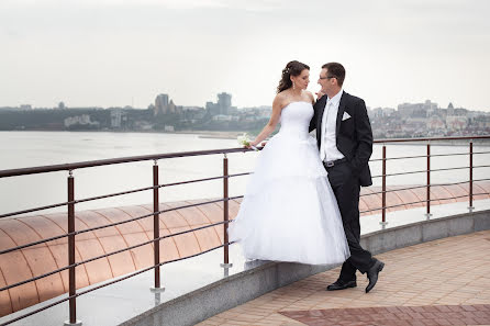 Fotógrafo de casamento Zhanna Staroverova (zhannasta). Foto de 22 de novembro 2017