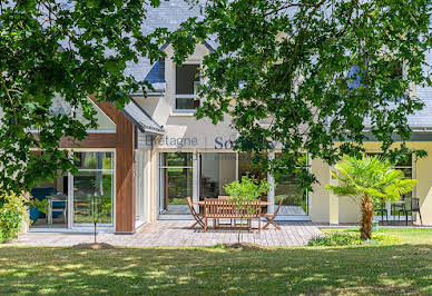 Seaside house with terrace 13