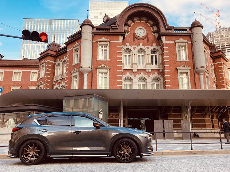 CX-5の東京駅丸の内駅舎・娘のアッシー君・人めっちゃ少ない・コロナ禍・25Tに関するカスタム事例の投稿画像2枚目