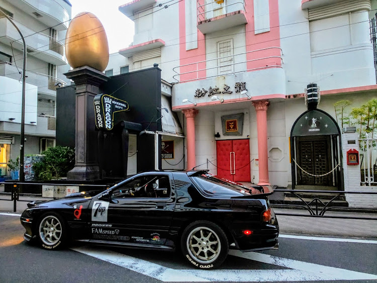 RX-7のFC3S・ミッチー撮り・東京早朝ロケ・CREAM☠️SODA・#クルマが好きでよかったに関するカスタム事例の投稿画像2枚目