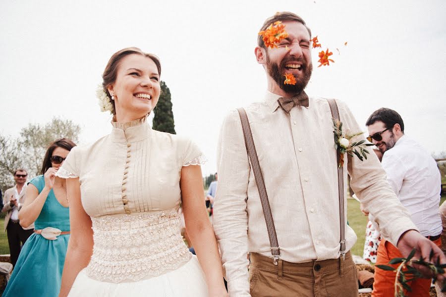 Fotógrafo de casamento Konstantin Gribov (kgribov). Foto de 2 de julho 2015