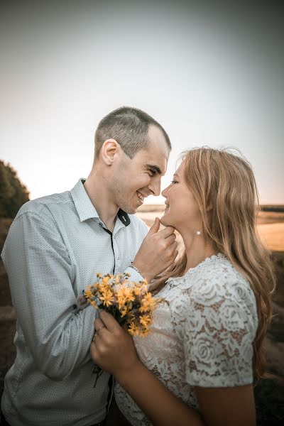 Fotógrafo de casamento Anastasiya Kovalchuk (kovalchuk2907). Foto de 4 de fevereiro 2019