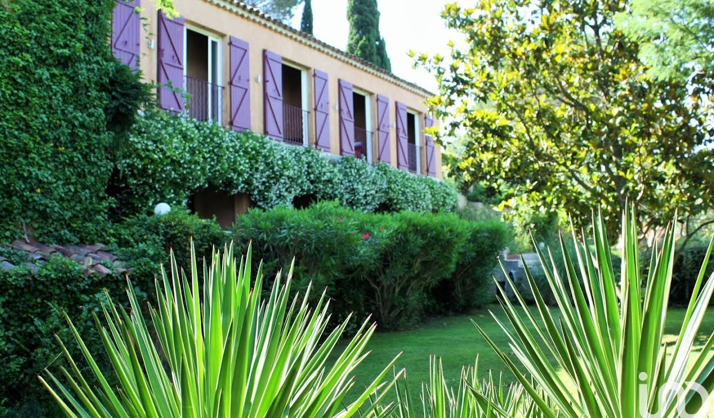 House with pool and terrace Grimaud