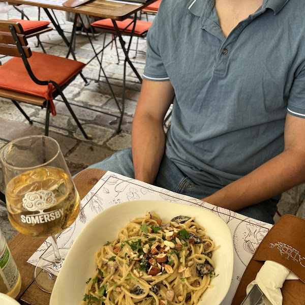 Steak and plum pasta 💯