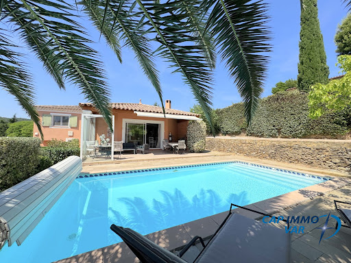 Villa with pool and garden 2