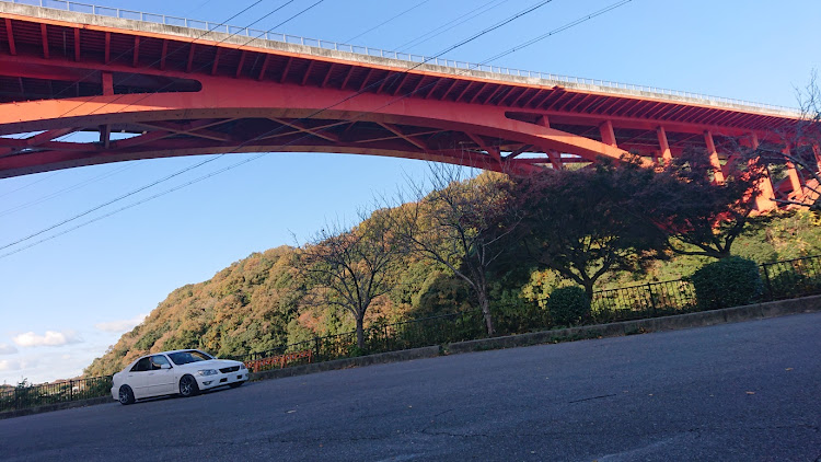 アルテッツァの目指せPickUpCars・橋と紅葉に関するカスタム事例の投稿画像3枚目