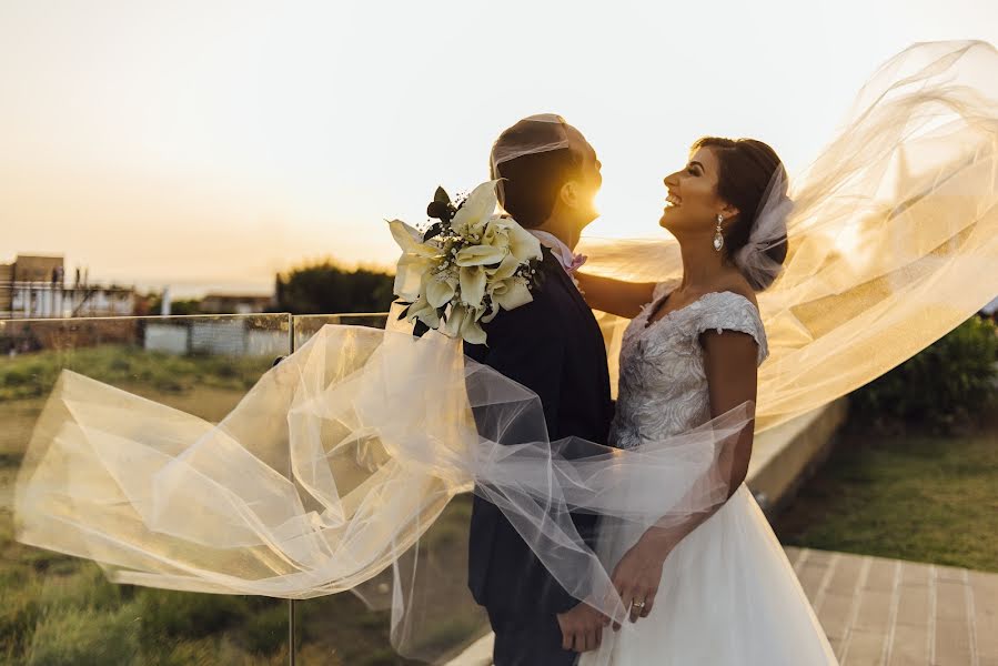 Fotógrafo de casamento Carlos Dona (carlosdona). Foto de 8 de fevereiro 2017