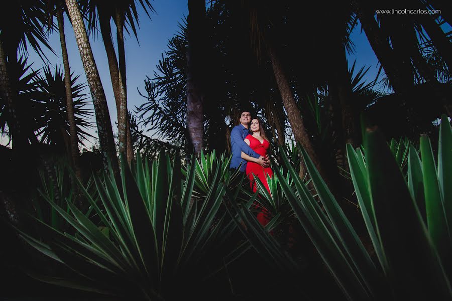 Fotógrafo de casamento Lincoln Carlos (2603). Foto de 3 de agosto 2019