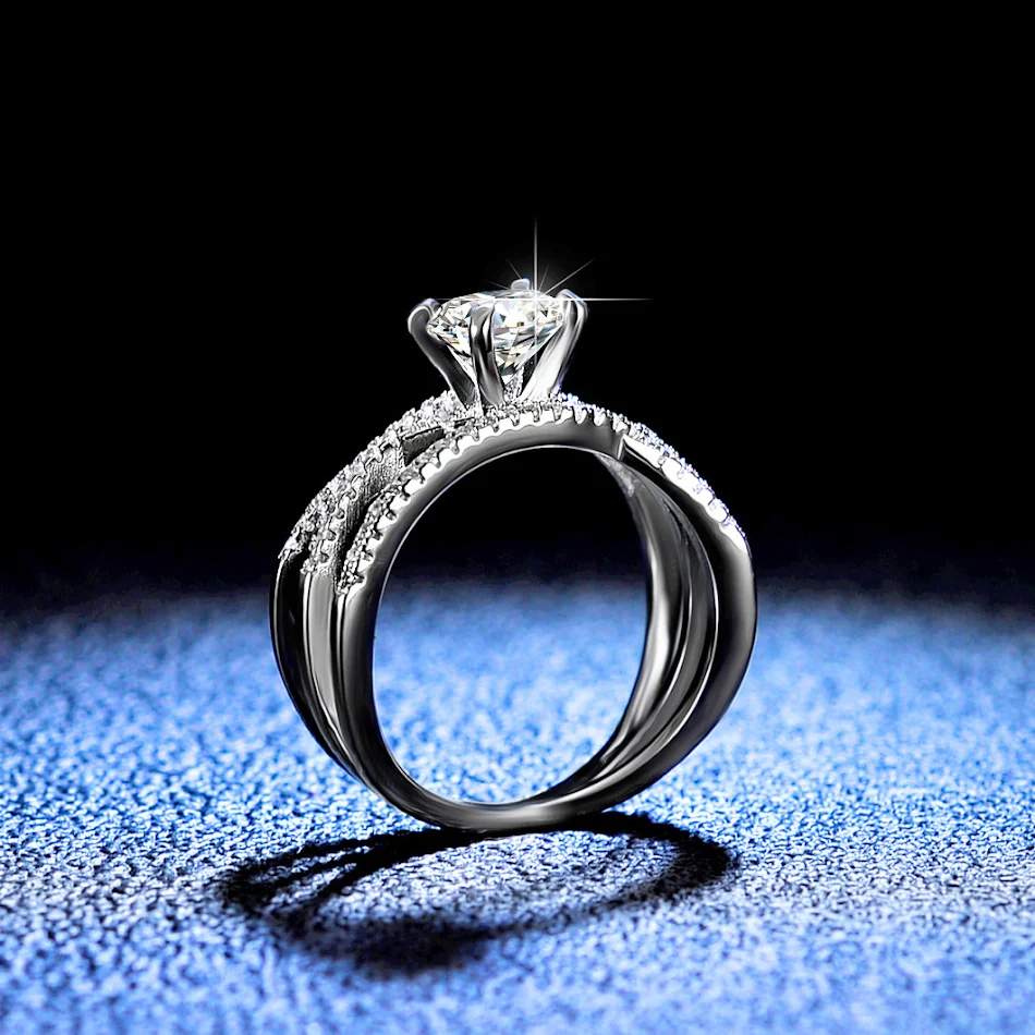 Anillo de moissanita de plata de ley S925 para mujer Joyería fina y elegante para compromisos o regalo especial Diseño brillante y duradero