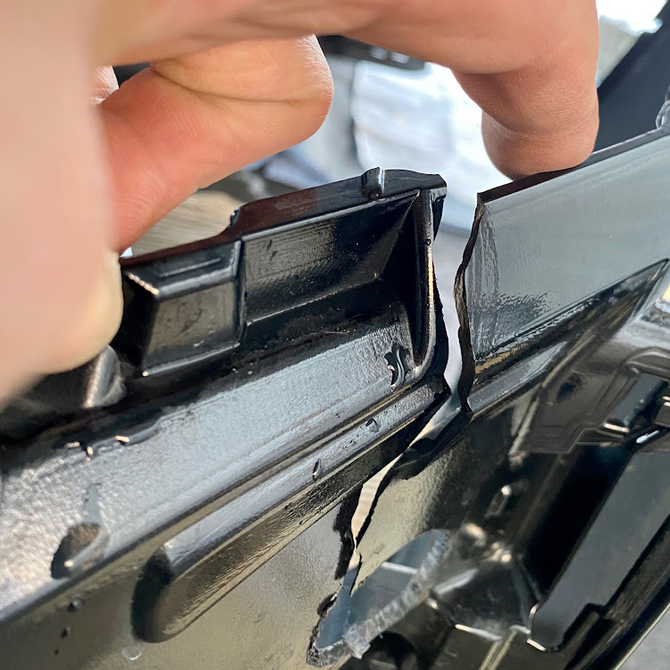 ヴォクシーのDIY・災難は続く・スリップ事故・CLUB"Dual"に関するカスタム事例の投稿画像4枚目