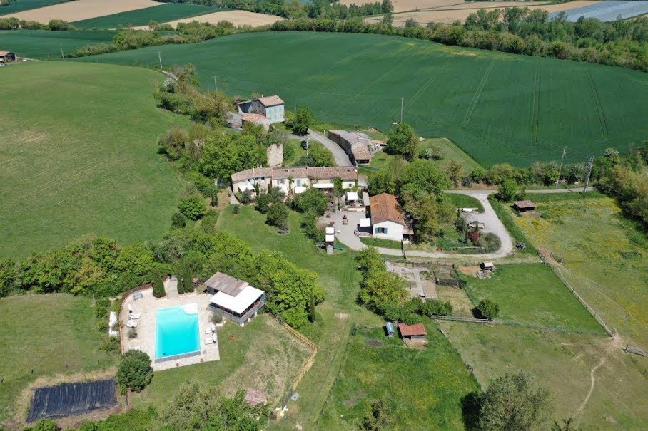 Vente propriété 20 pièces 500 m² à Mirepoix (09500), 1 250 000 €