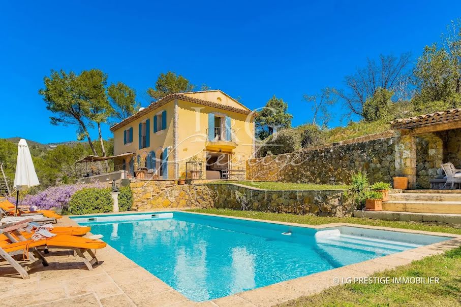 Vente villa 6 pièces 185 m² à Fayence (83440), 1 250 000 €