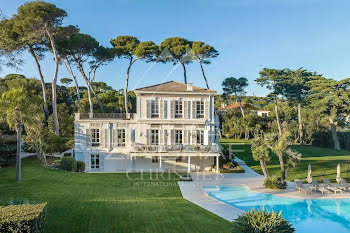 villa à Antibes (06)