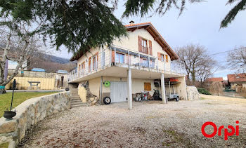 villa à Péron (01)