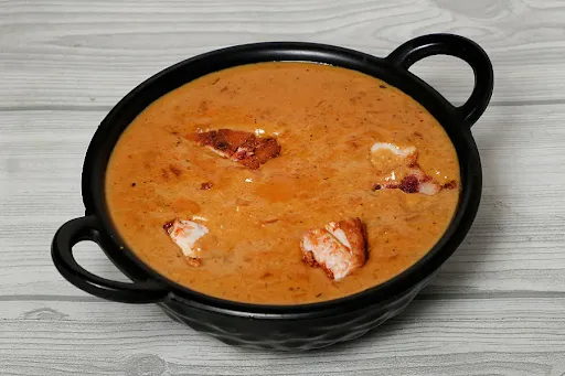 Chicken Reshmi Buttter Masala