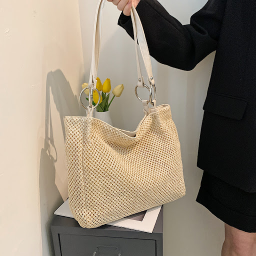 Title 2, Bucket Girl Simple Handbag for Seaside and Beac...