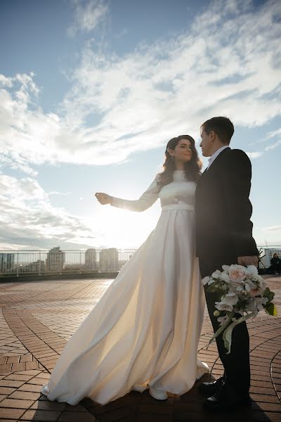 Fotógrafo de casamento Lida Kucevol (kutsevol). Foto de 5 de outubro 2021