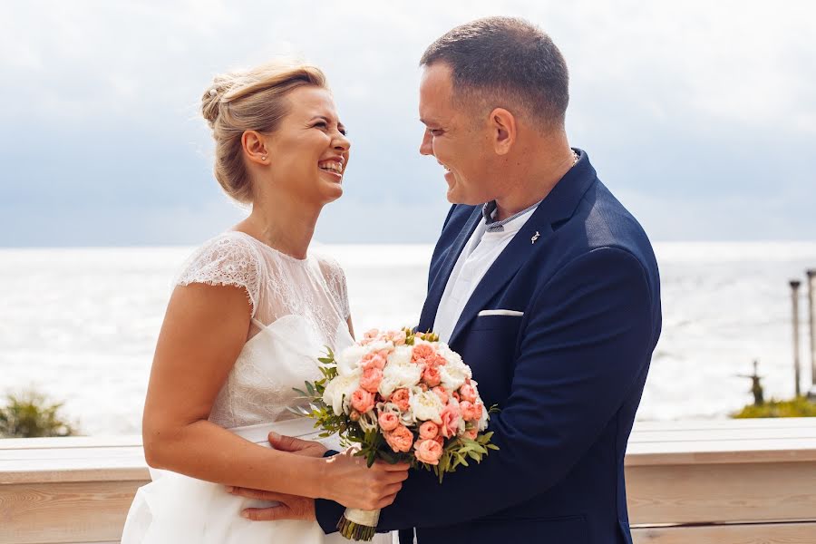 婚禮攝影師Natalya Ponomareva（natavaly）。2019 1月9日的照片