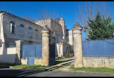 Maison avec piscine et terrasse 17