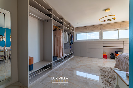 Maison avec piscine et jardin 4