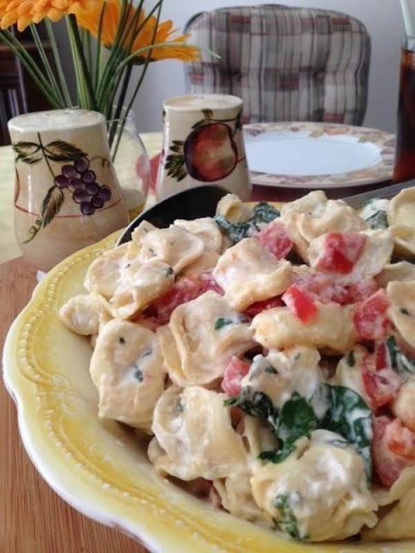 Creamy Tortellini Florentine_image