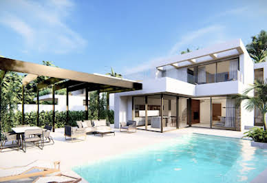 Property with pool 9