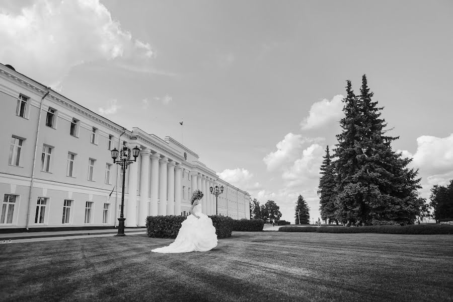 Fotógrafo de casamento Tatyana Toschevikova (tenmadi). Foto de 9 de agosto 2016