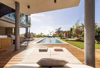 Villa with pool 5