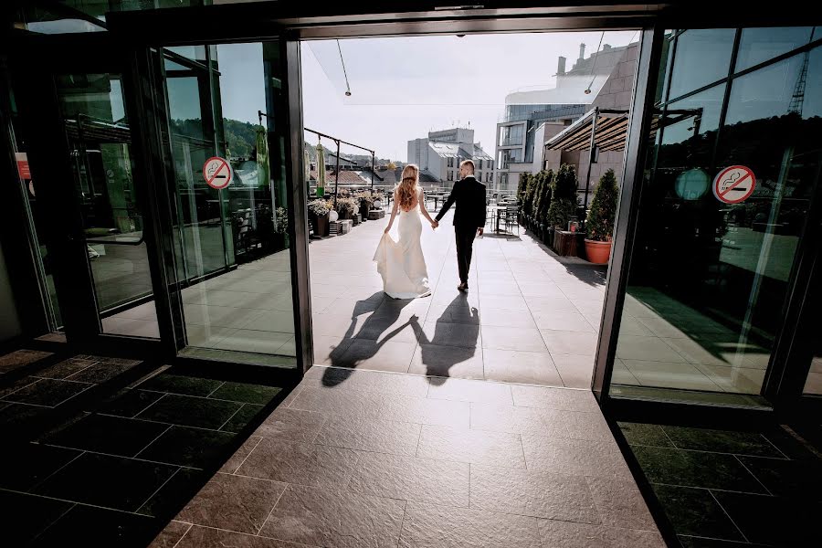 Fotografo di matrimoni Natalі Vasilchuk (natalyvasilchuc). Foto del 2 febbraio 2018