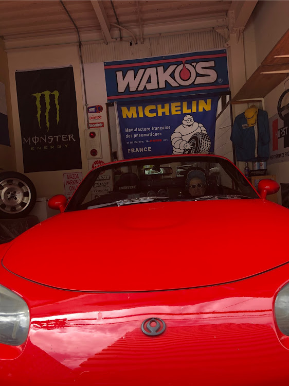ロードスターのユーノスロードスター・AK★WORKS・AYUMUNYAカレー🍛店訪問・ナッス🍆・大和監督に関するカスタム事例の投稿画像3枚目
