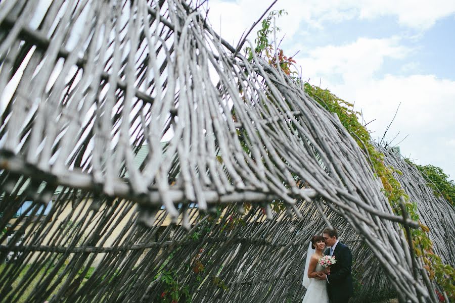 Fotógrafo de casamento Roman Kozhin (dzhin09). Foto de 8 de outubro 2014