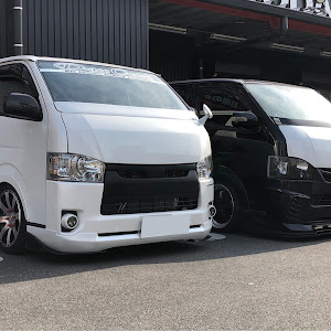 ハイエースバン TRH200V