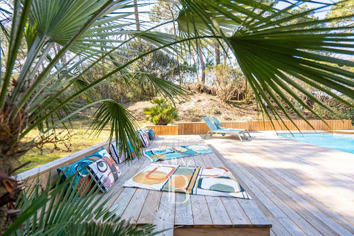 Prestige property for sale in Pyla sur mer (33115) with terrace and pool