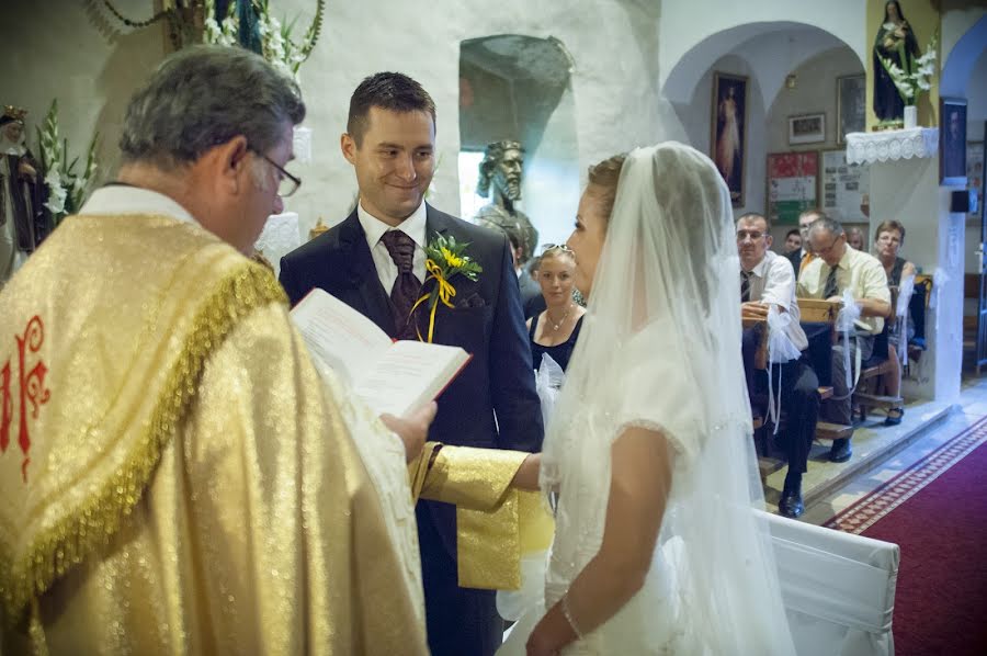 Wedding photographer Lajos Sziráki Olex (olex). Photo of 2 May 2019