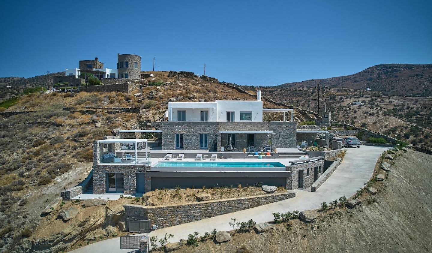 Villa with garden and terrace Kea